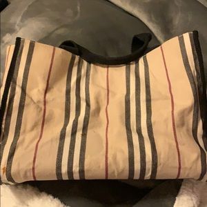 Small Burberry tote
